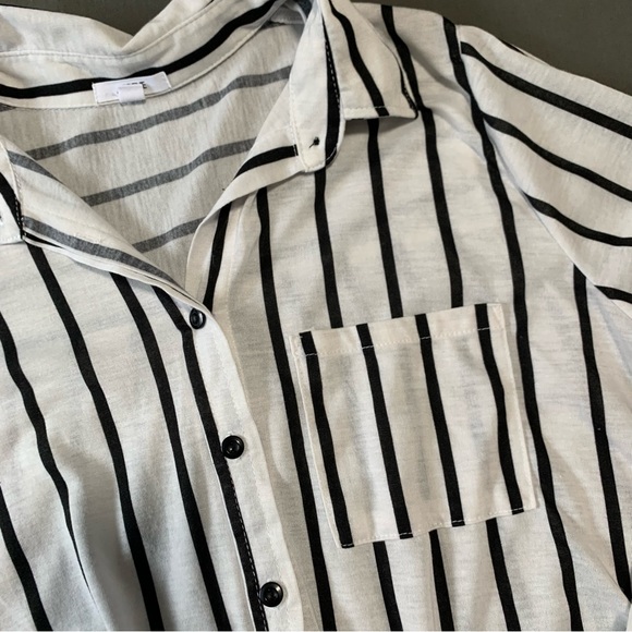 White and Black Stripped Long Sleeve Button up - Picture 6 of 7